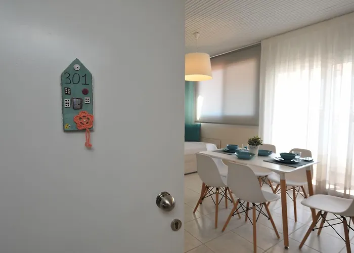 Hotel de apartamente Dionisos Elia 3*